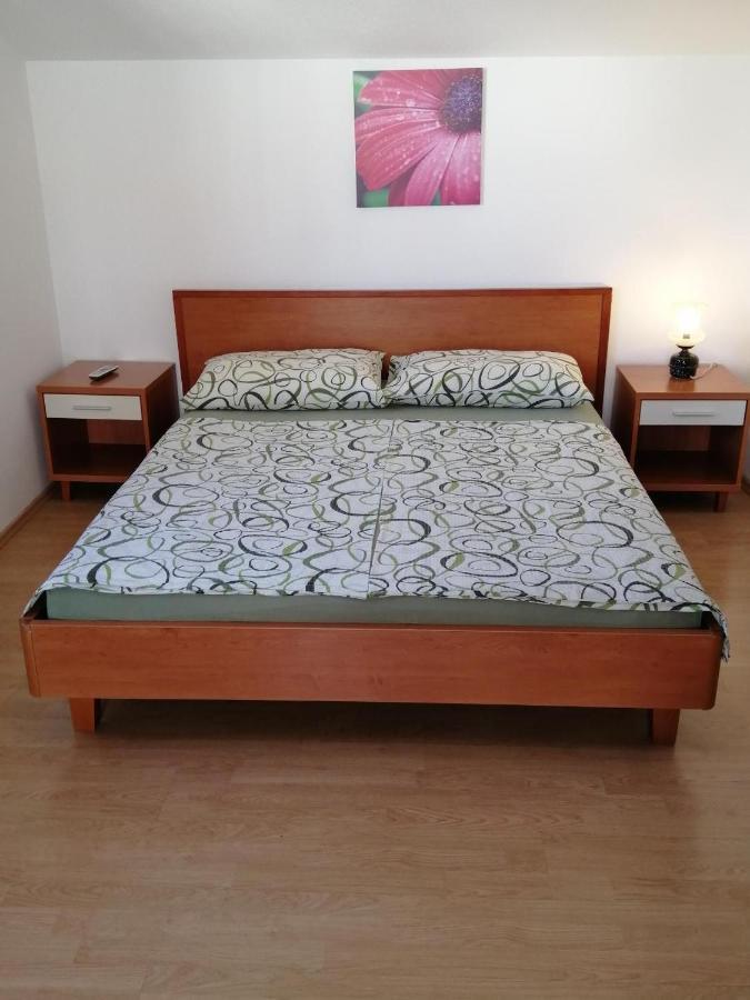 Maribela Apartments Trogir Eksteriør bilde