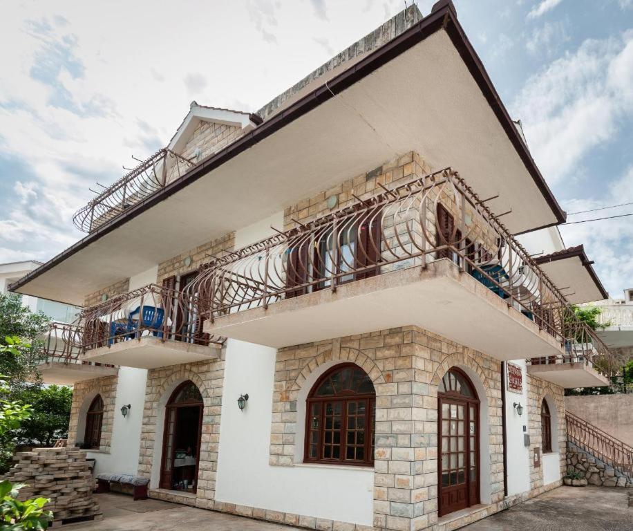 Maribela Apartments Trogir Eksteriør bilde
